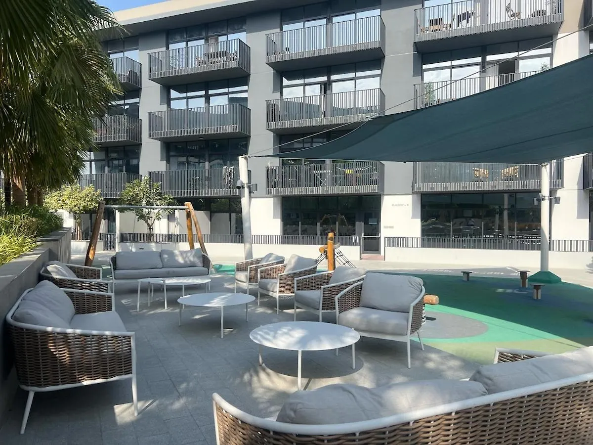 Luxurious 2 Bedroom Apartment In Belgravia 3 Dubai