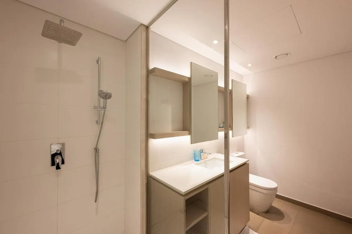 Luxurious 2 Bedroom Apartment In Belgravia 3 Dubai