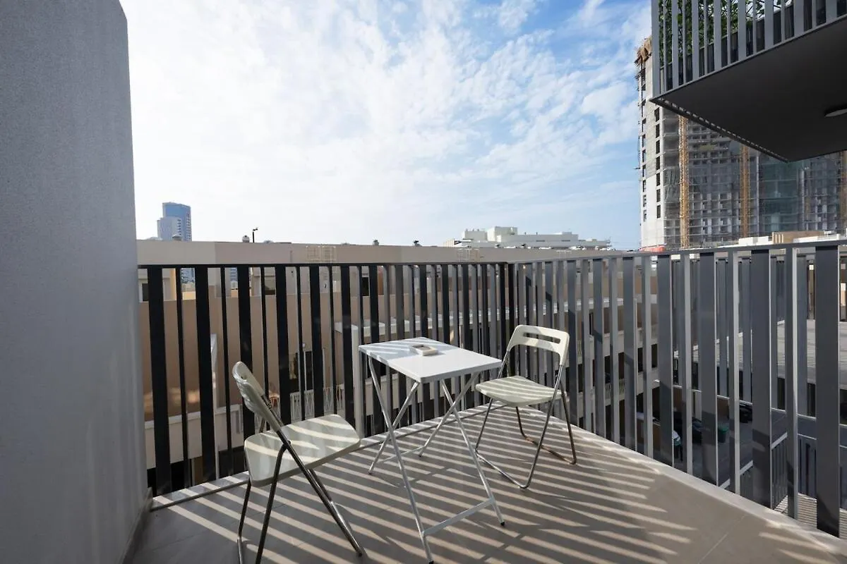 Luxurious 2 Bedroom Apartment In Belgravia 3 Dubai 0*,